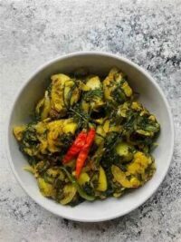 Fresh Saag/Palak Aloo 8 oz