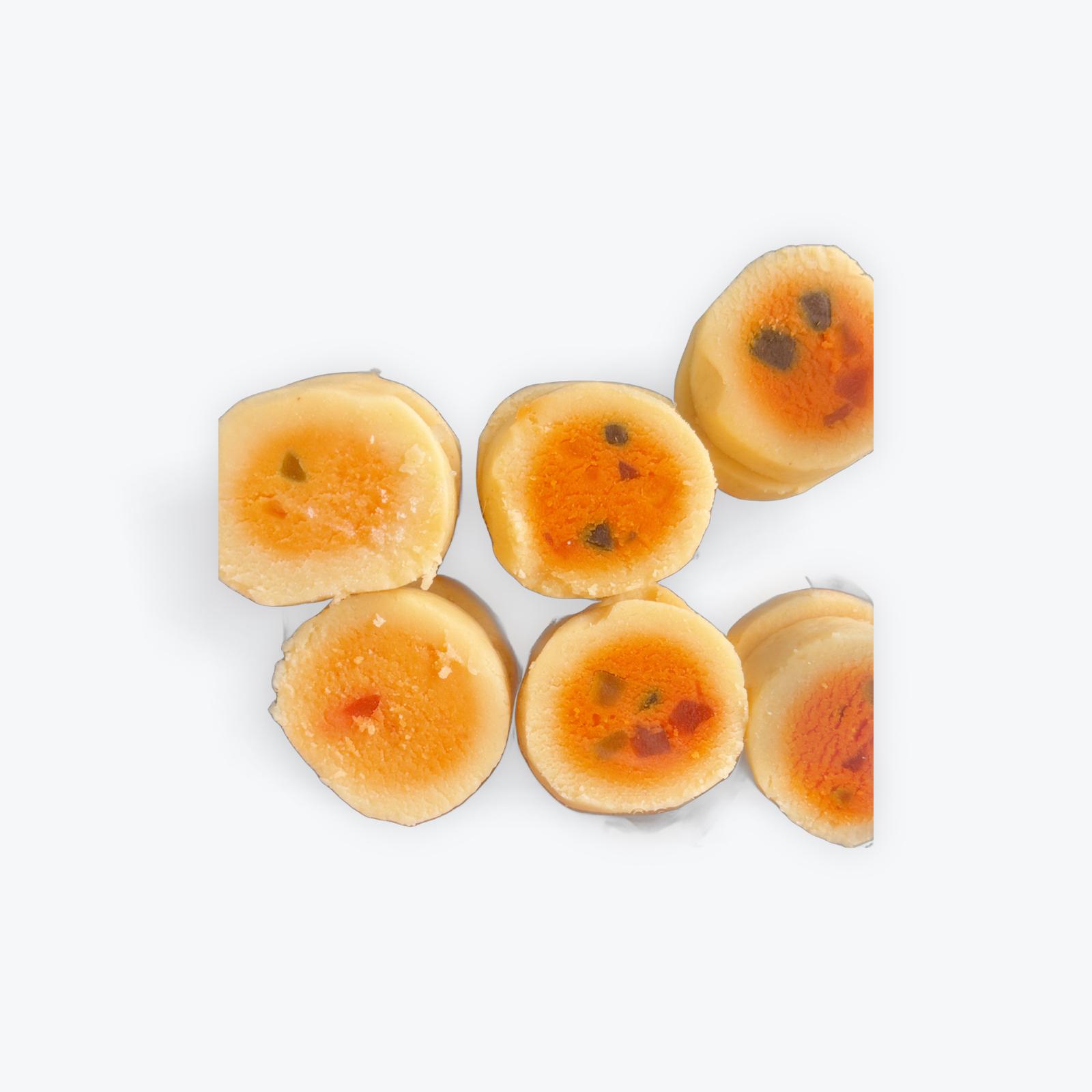 Fresh Fruit Roll per lb